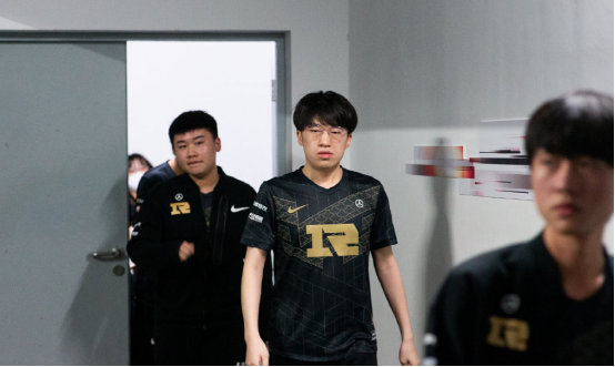 台綻放新的 台綻放新的